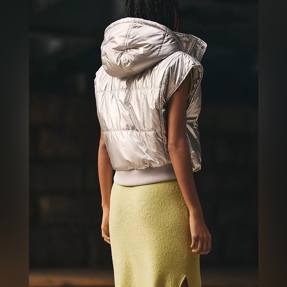 Daily Practice by Anthropologie Silver Metallic Puffer Vest - Picture 4 of 16